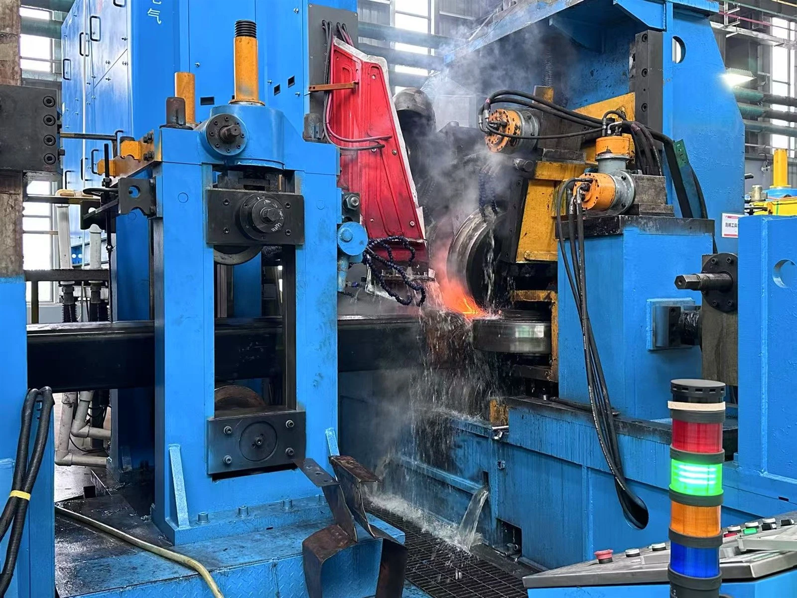 200X200 HOLLOW SECTION PRODUCTION LINES 200X200 HOLLOW SECTION PRODUCTION LINES